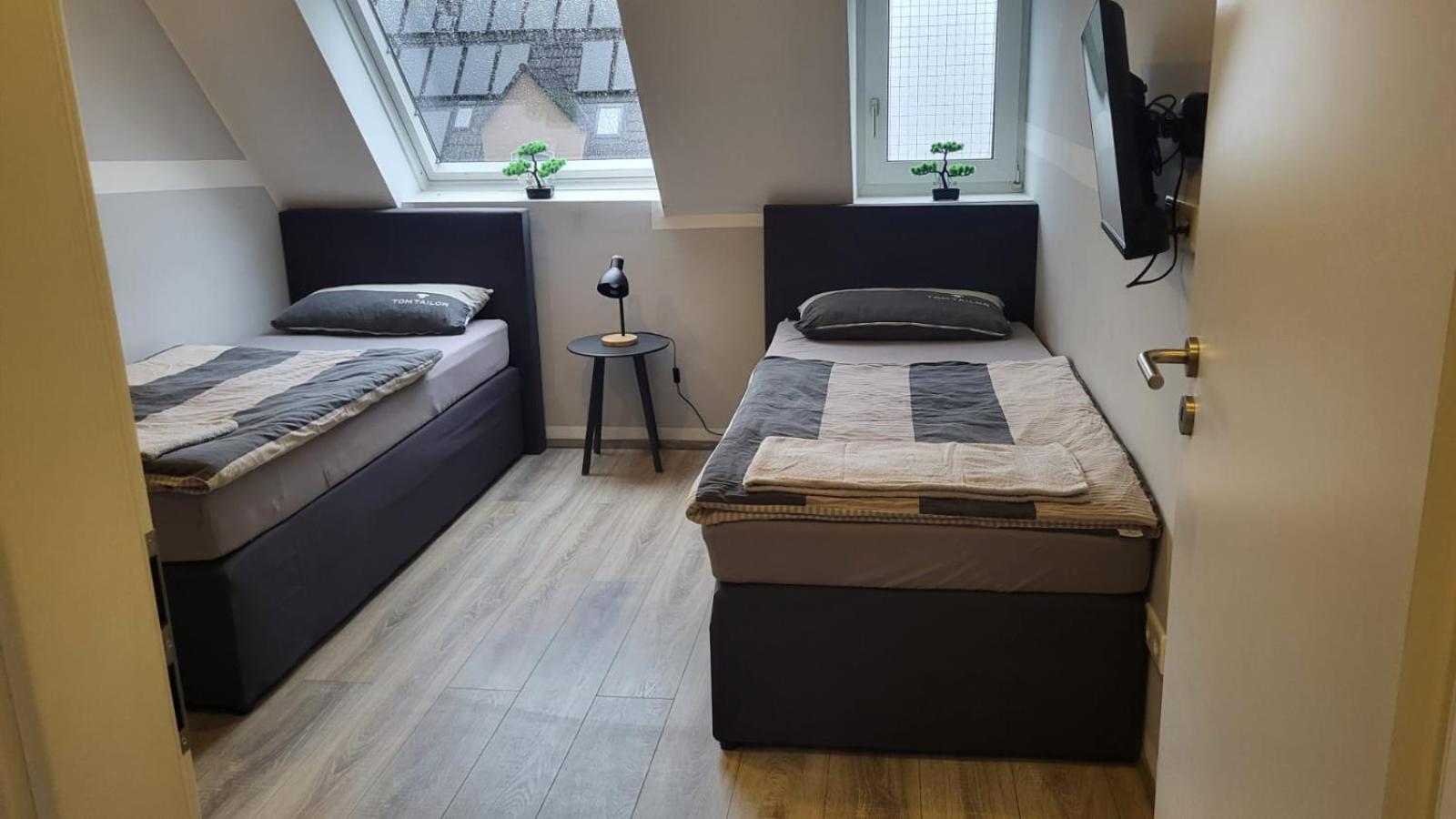 Apartment Home In Nrw แกลดเบ็ค ภายนอก รูปภาพ
