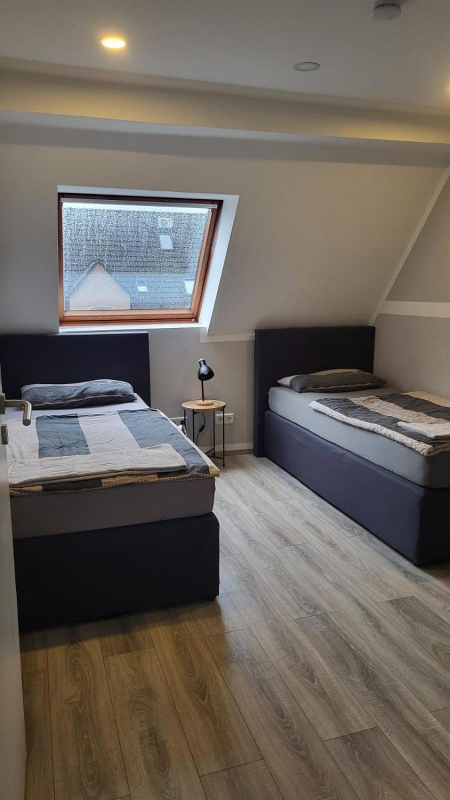 Apartment Home In Nrw แกลดเบ็ค ภายนอก รูปภาพ