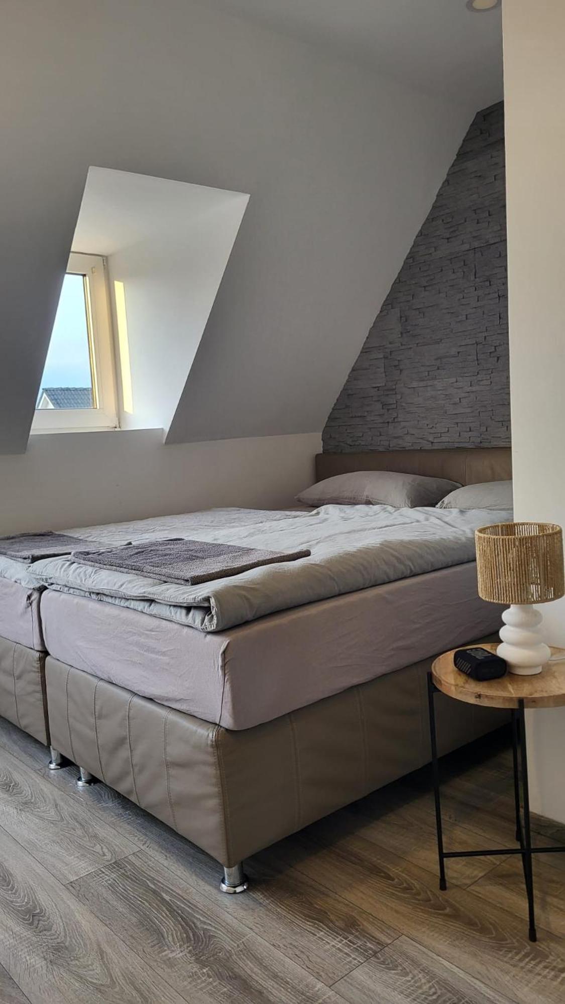 Apartment Home In Nrw แกลดเบ็ค ภายนอก รูปภาพ